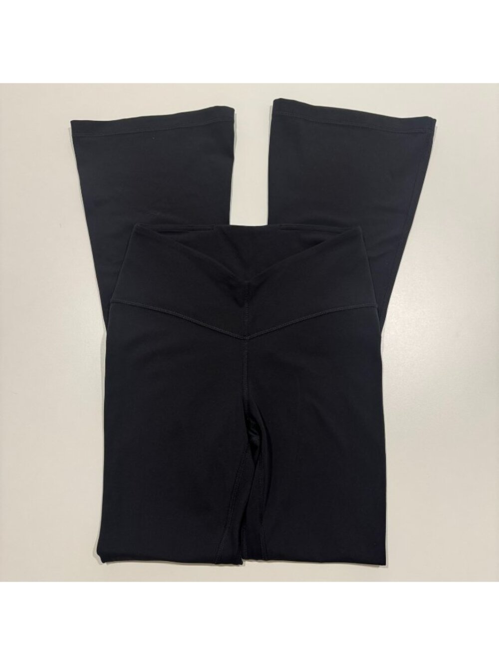 Lululemon Align V-Waist Mini-Flared Pant Black Size 8 EUC